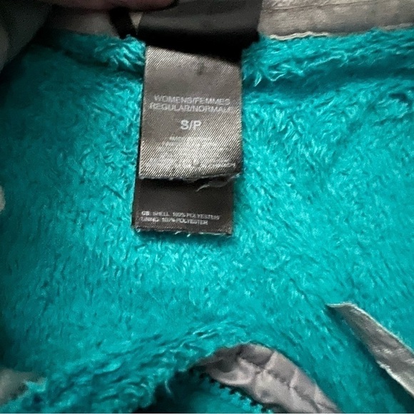 The North Face Turquoise Fuzzy Jacket Size S - Picture 7 of 7
